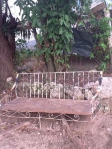 White_Bench